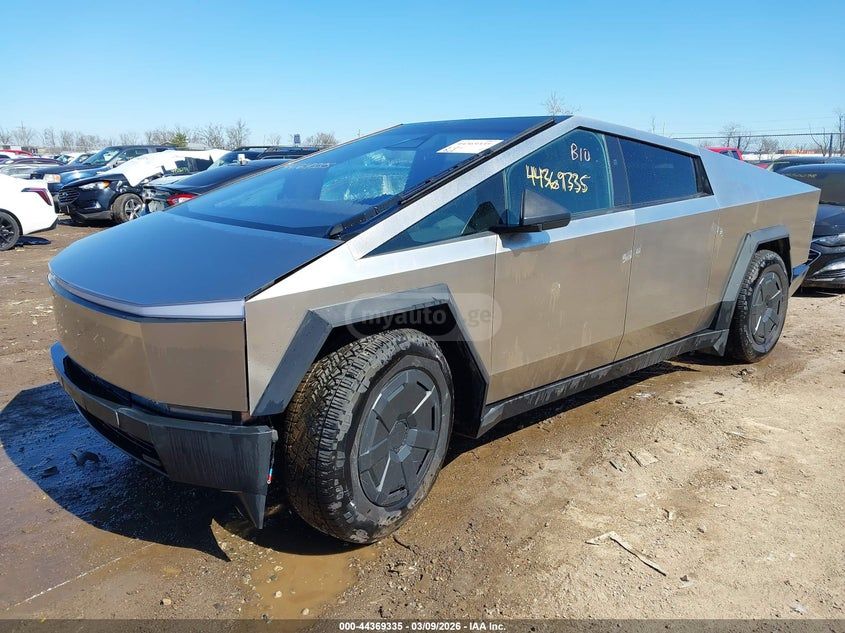 Tesla Cybertruck 2025 — миниатюра 1