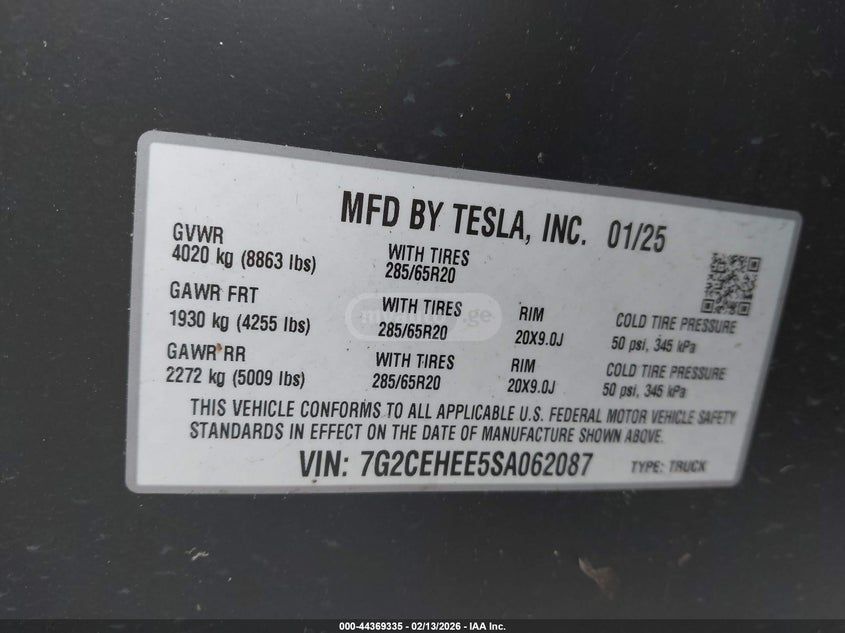 Tesla Cybertruck 2025 — миниатюра 9