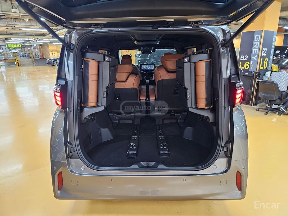 Toyota Alphard 2024 — миниатюра 15