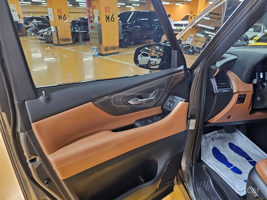 Toyota Alphard 2024 — миниатюра 6