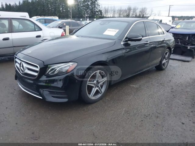 Mercedes-Benz 4MATIC — миниатюра 2