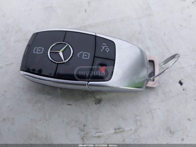 Mercedes-Benz 4MATIC — миниатюра 9