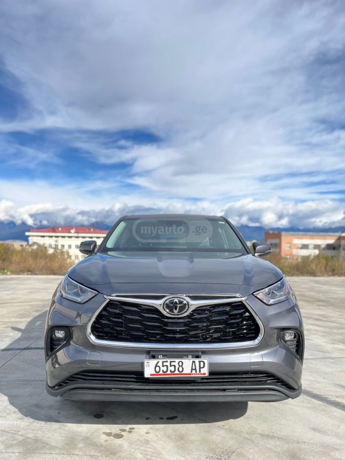 Toyota LE 4dr All-Wheel Drive Automat — миниатюра 2