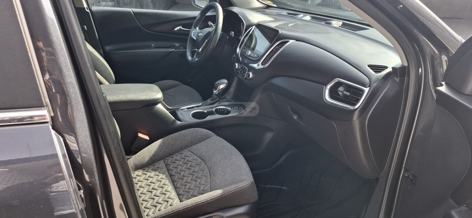 Chevrolet Equinox - фото 8