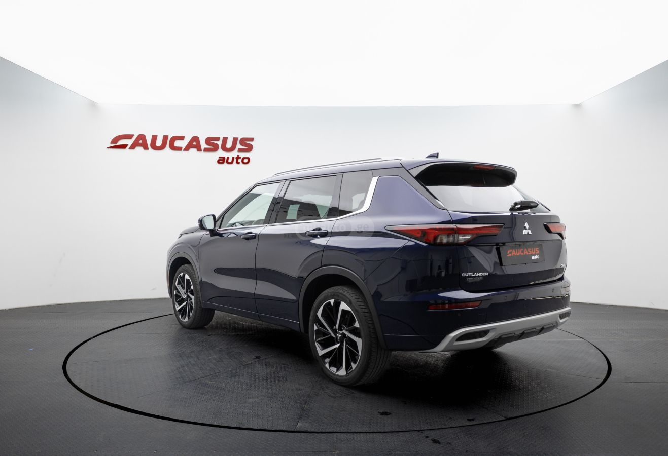 Mitsubishi Mitsubishi Outlander — миниатюра 6