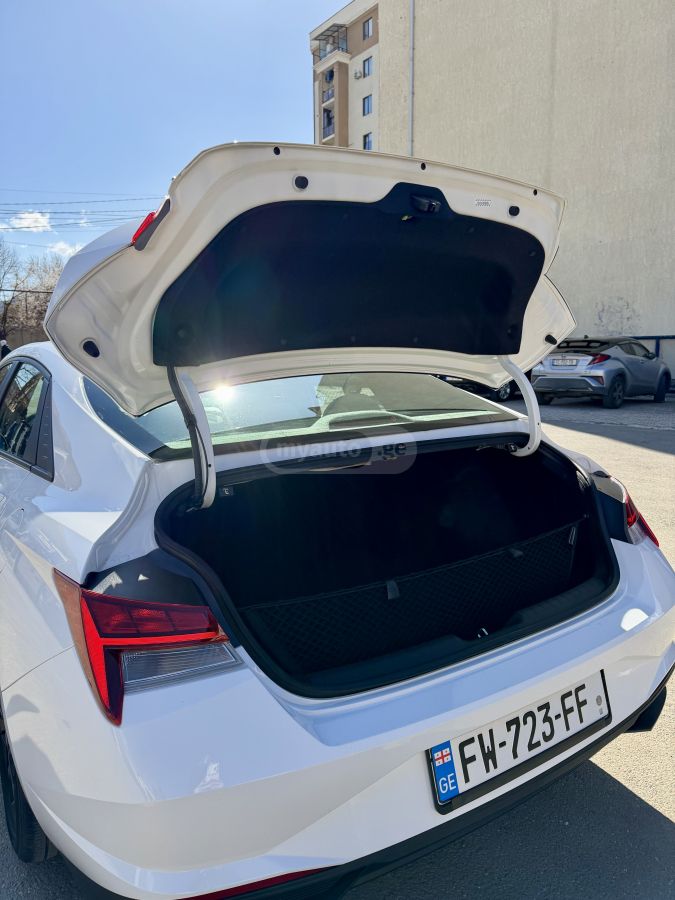 Hyundai Blue 4dr Sedan Automatic — миниатюра 9