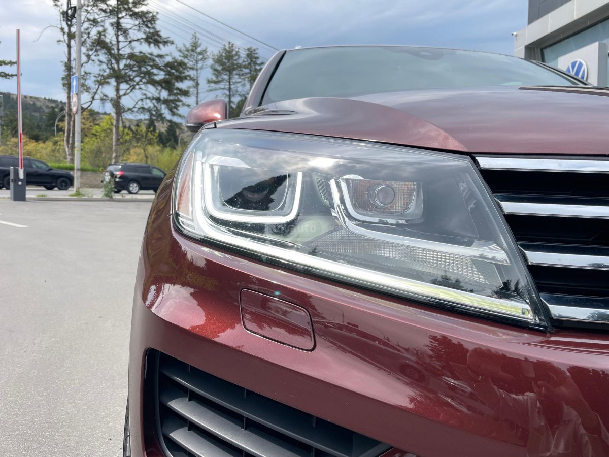 Volkswagen Touareg - фото 13