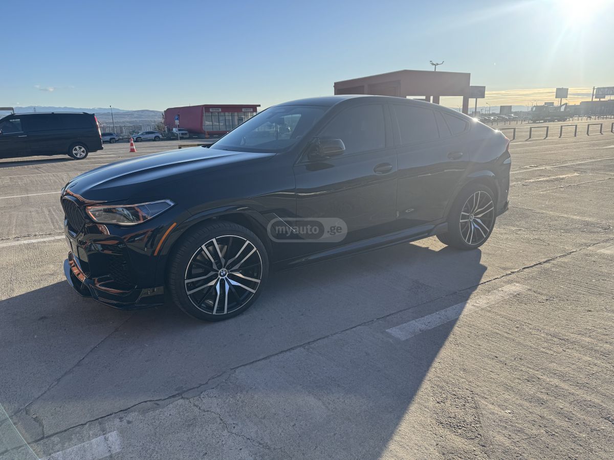 BMW M50i 4dr All-Wheel Drive Sport — миниатюра 5