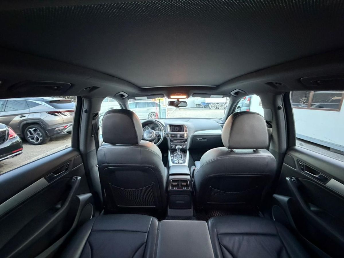 Audi Q5 - фото 10