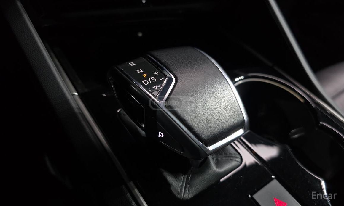 Volkswagen Touareg - фото 9