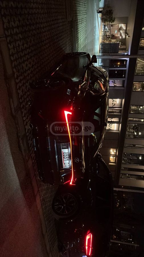 Lexus F sport — миниатюра 13