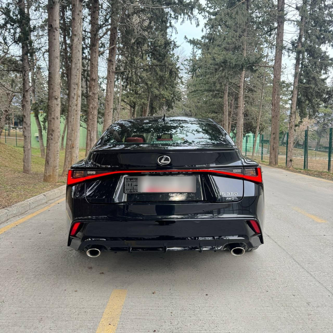 Lexus F sport — миниатюра 2