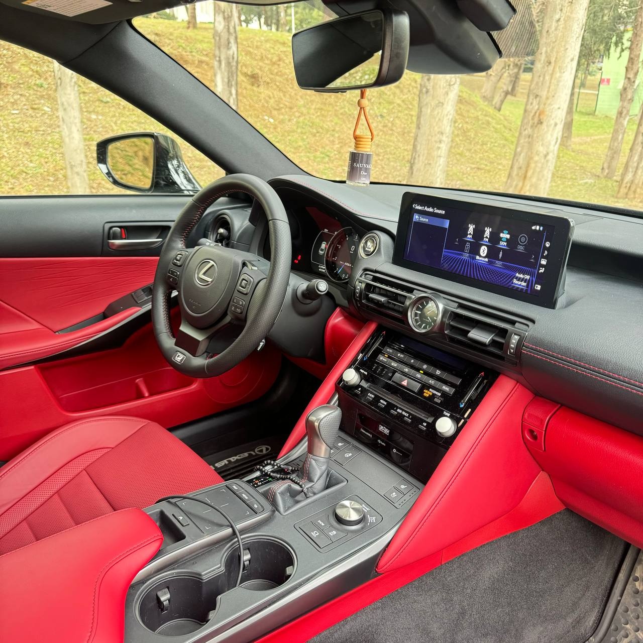 Lexus F sport — миниатюра 9