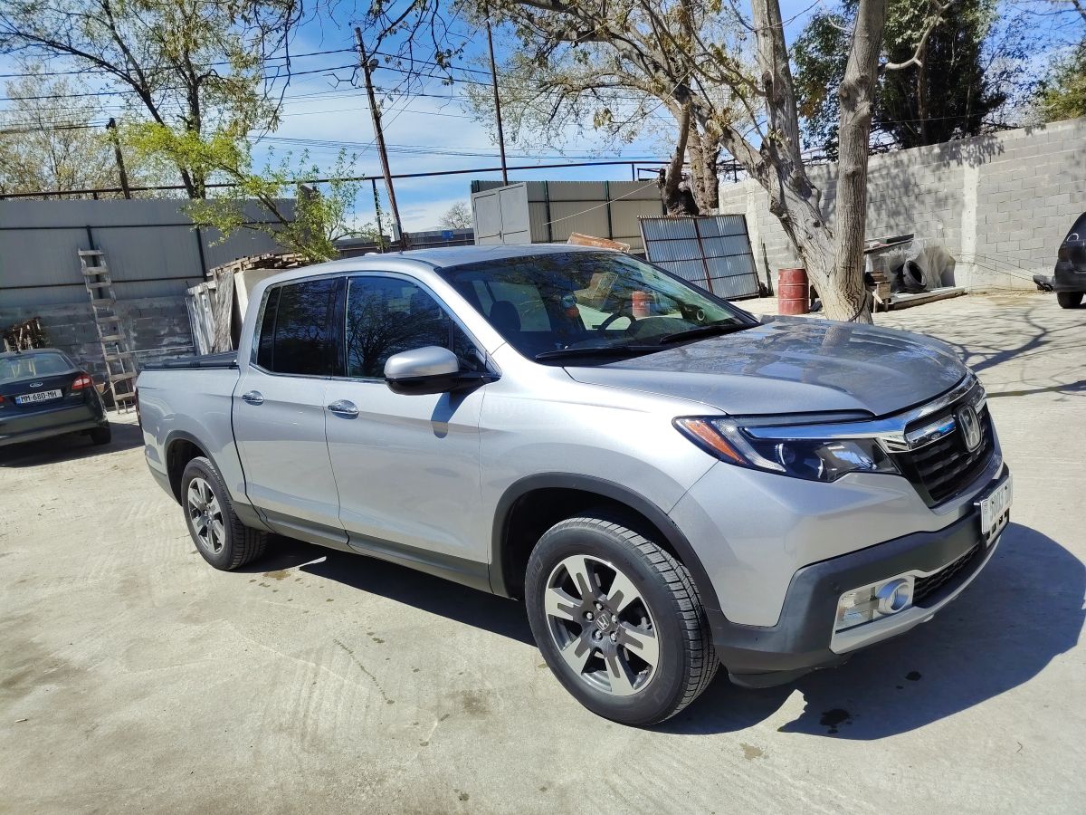 Honda Ridgeline - фото 6