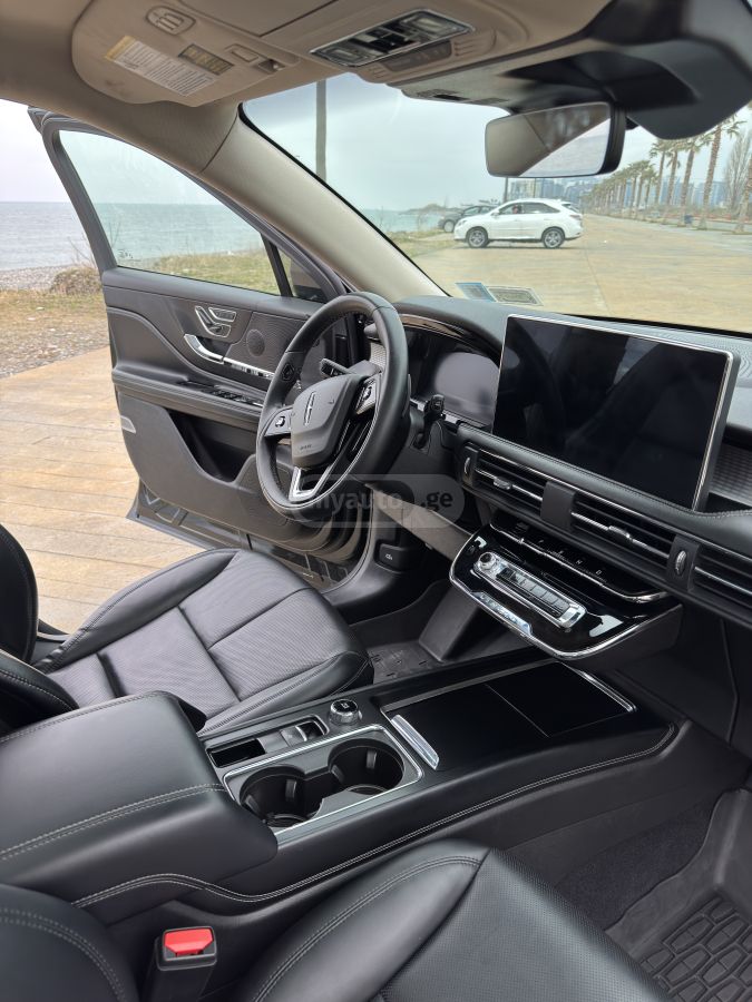 Lincoln Lincoln Corsair Standard AWD — миниатюра 12