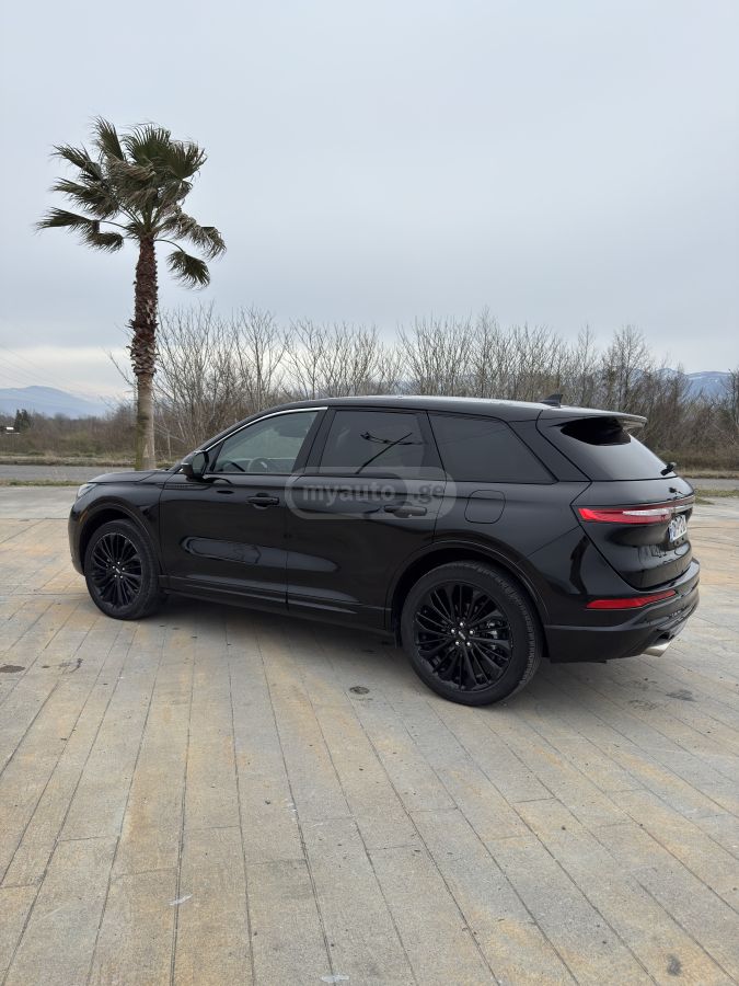 Lincoln Lincoln Corsair Standard AWD — миниатюра 6