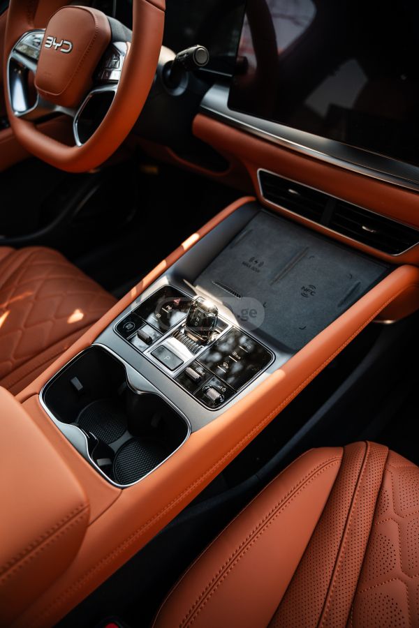 BYD Sealion 07 2025 — миниатюра 9