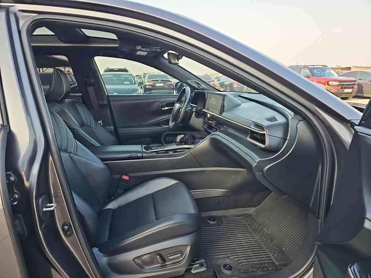 Toyota Crown Limited 2023 — миниатюра 8
