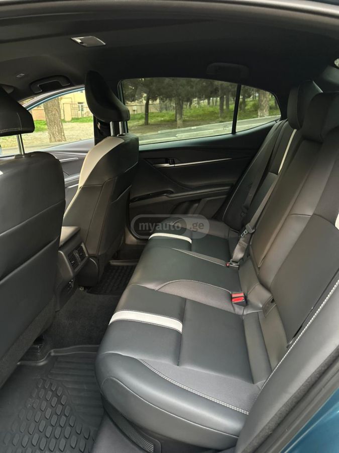 Toyota Camry - фото 10