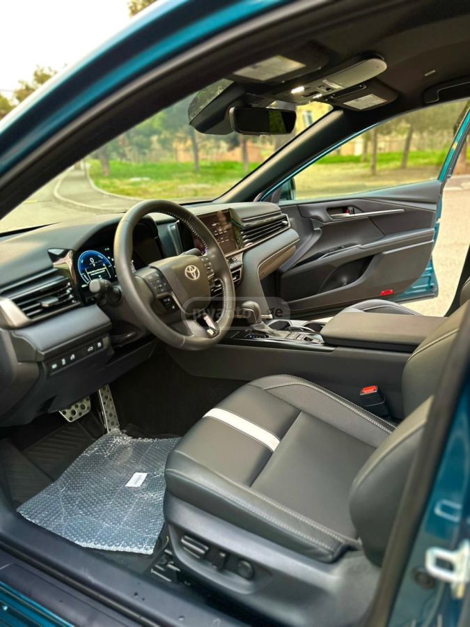 Toyota Camry - фото 8