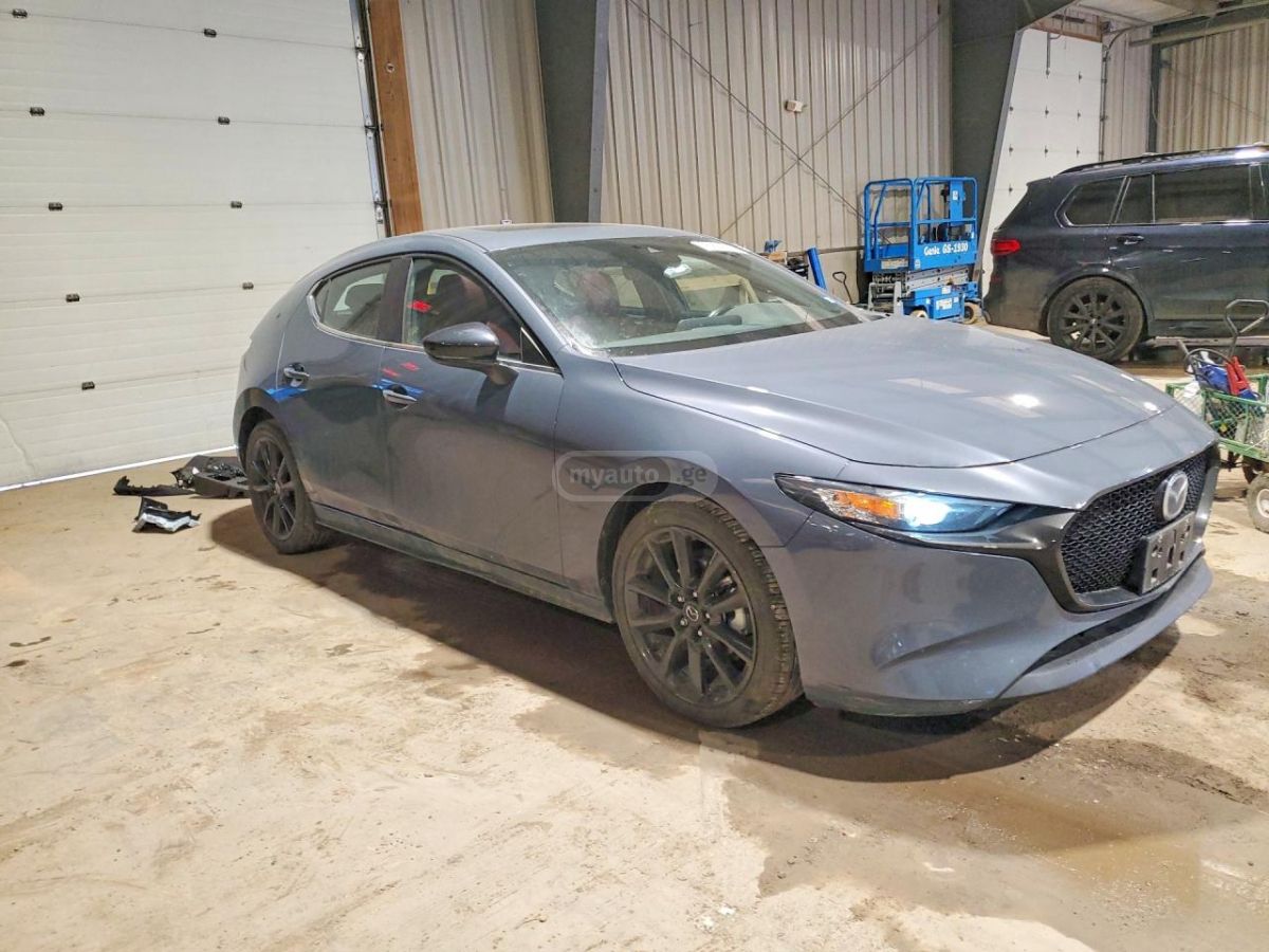 Mazda Mazda 3 - фото 4