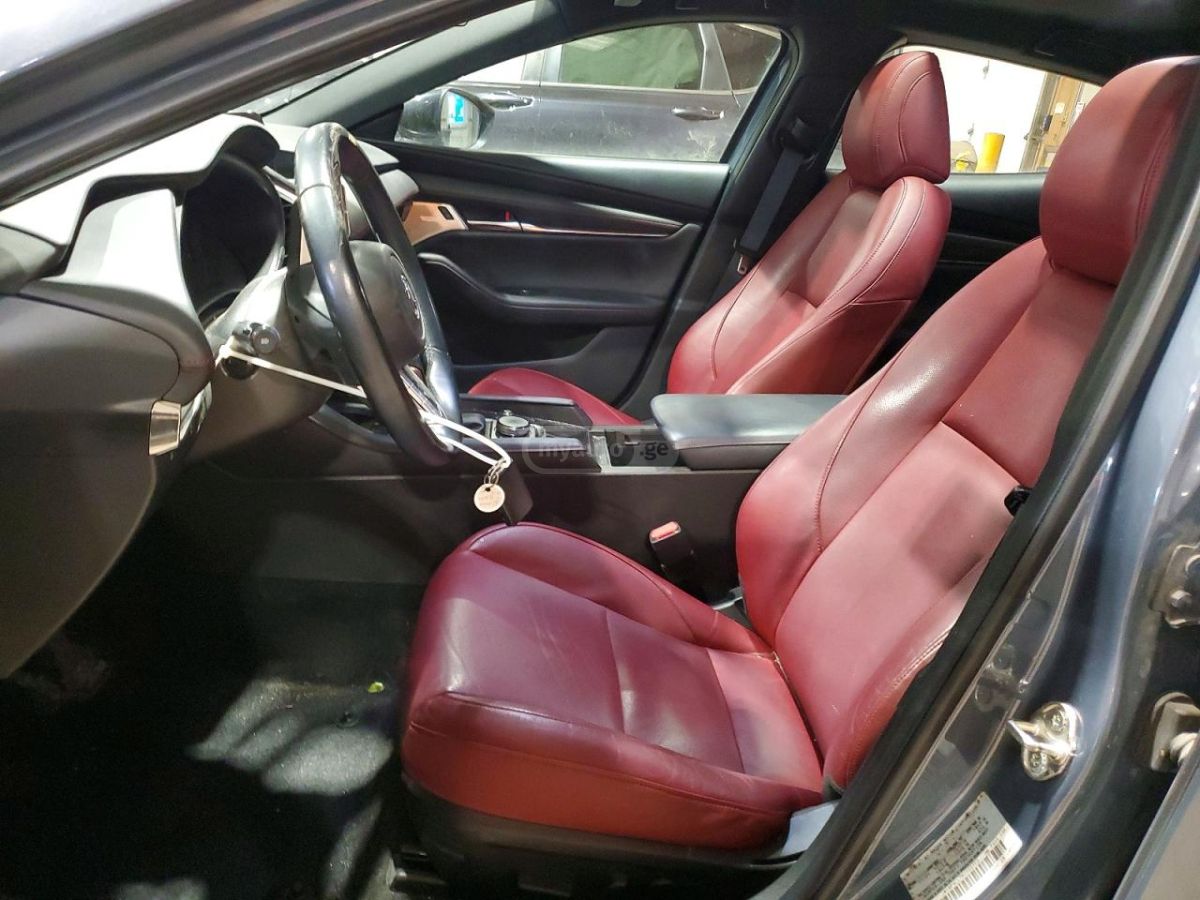 Mazda Mazda 3 - фото 7