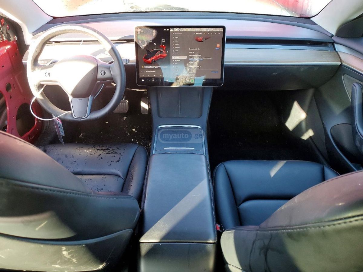 Tesla Model 3 - фото 10