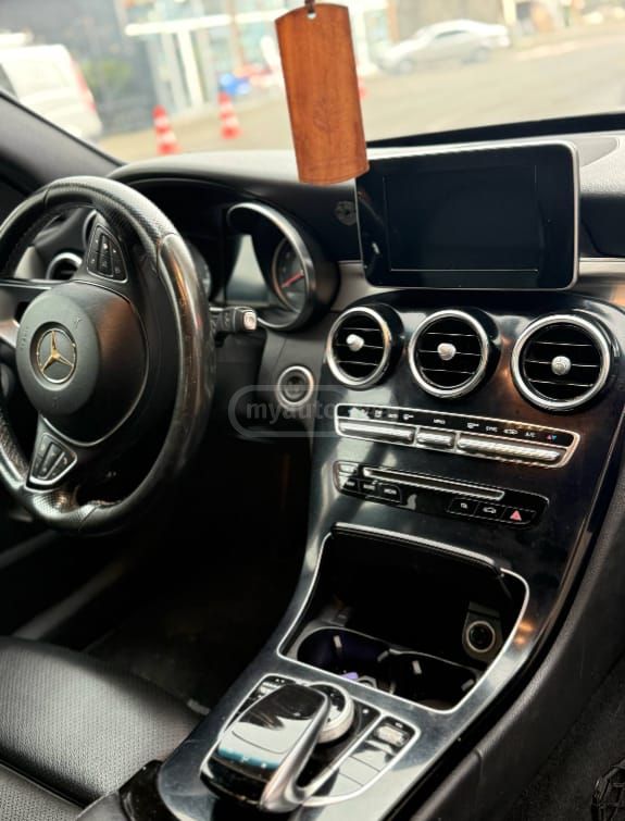 Mercedes-Benz C 300 - фото 6