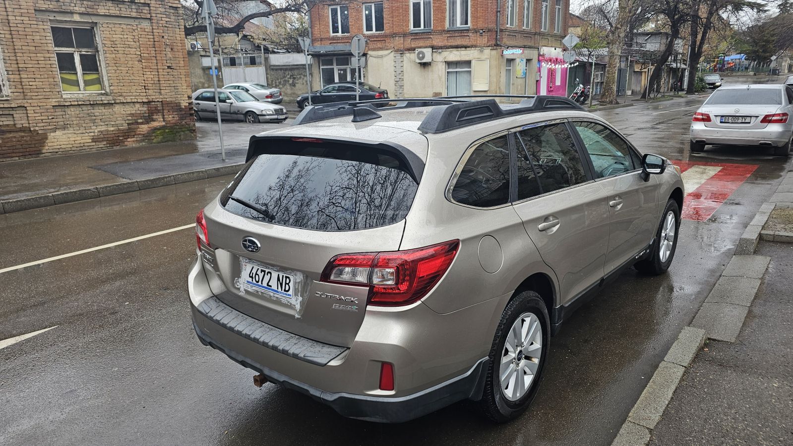 Subaru Outback - фото 3