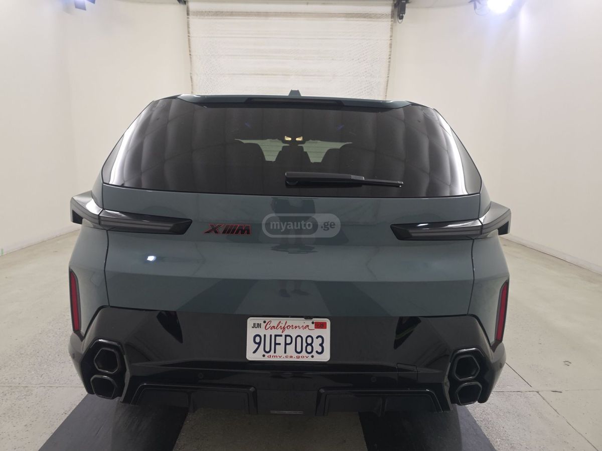 BMW XM - фото 11