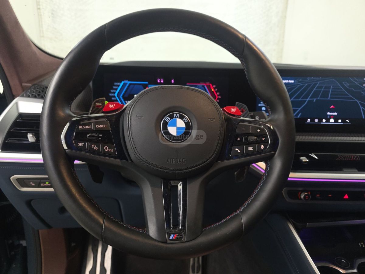 BMW XM - фото 15