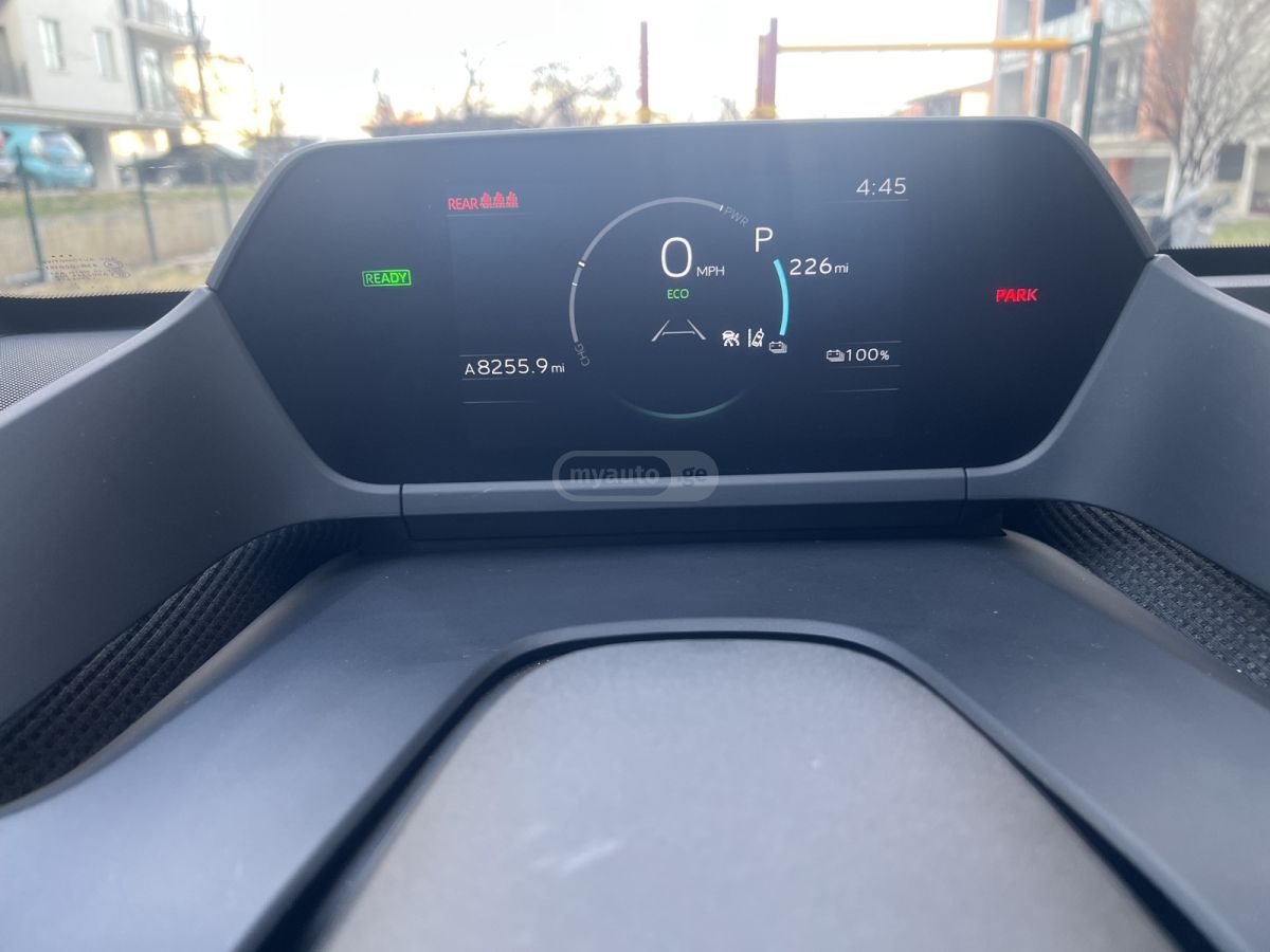 Toyota XLE — миниатюра 12