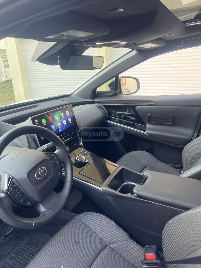 Toyota XLE — миниатюра 14