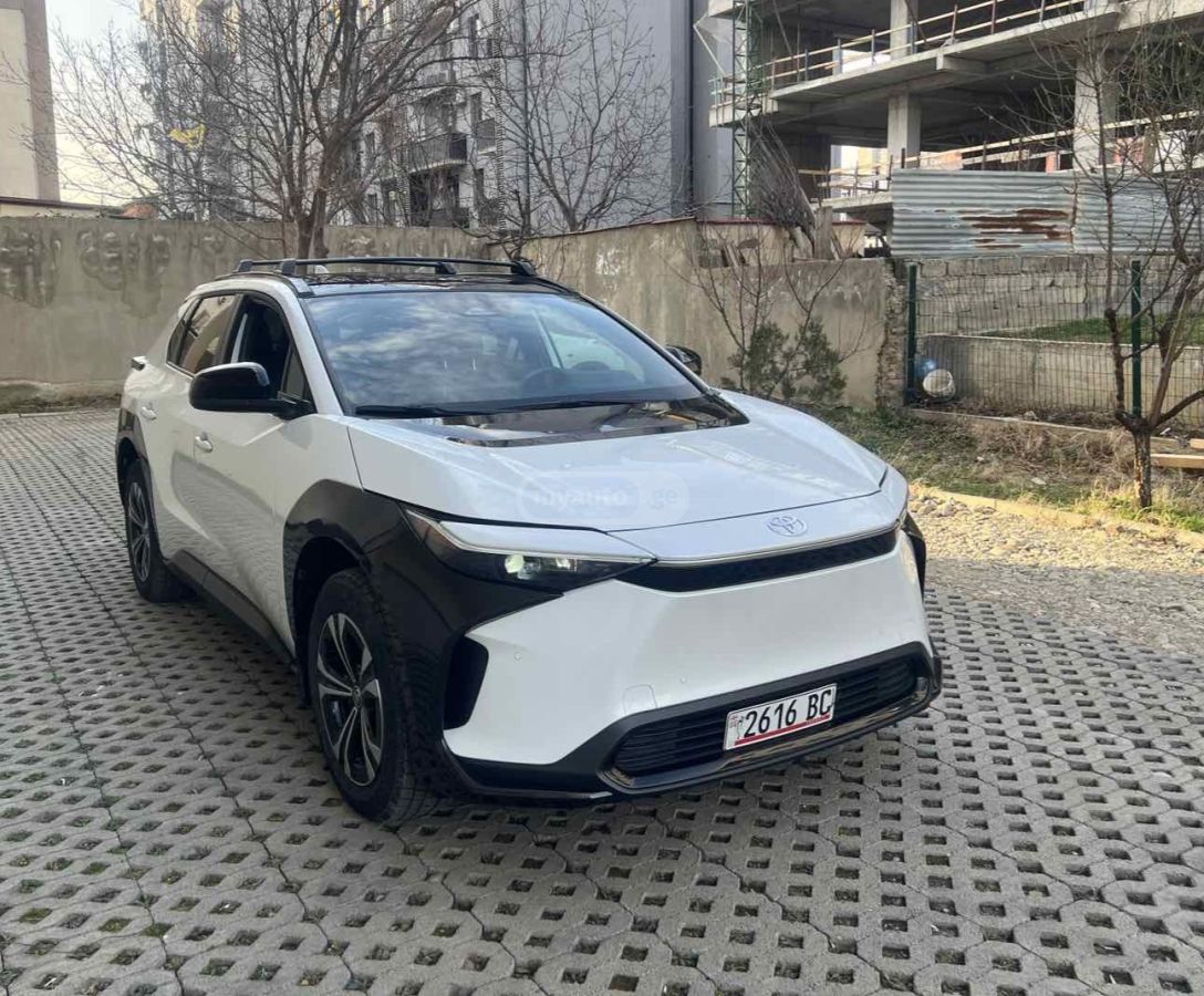 Toyota XLE — миниатюра 2