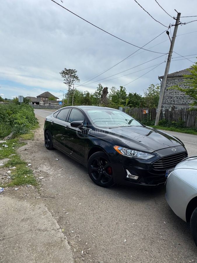 Ford Fusion - фото 3