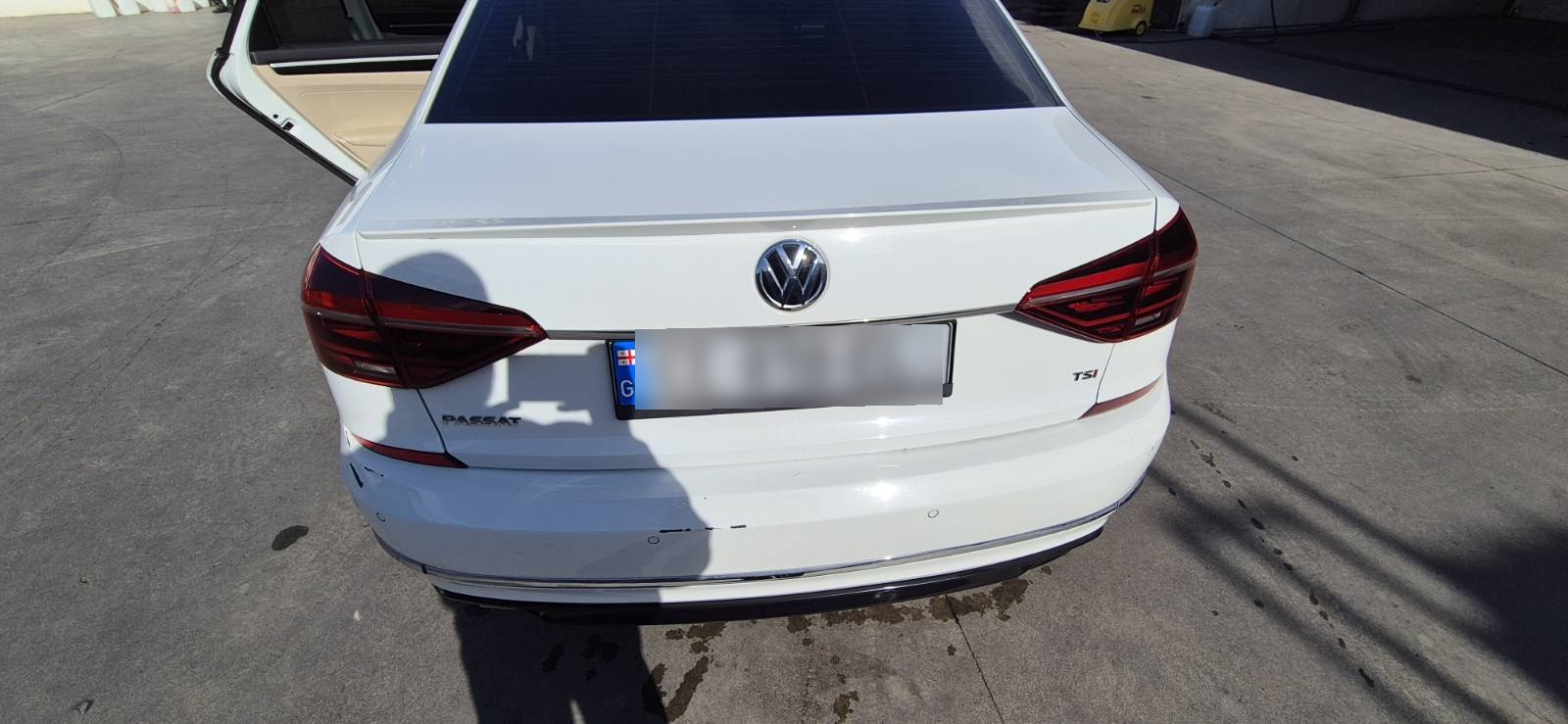 Volkswagen Passat - фото 8