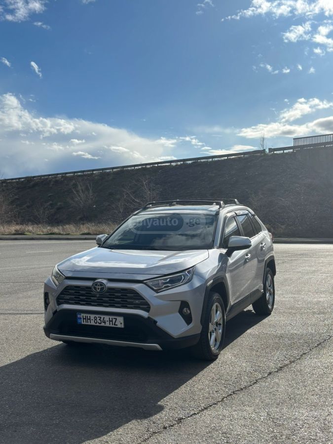 Toyota Adventure 4dr All-Wheel Drive — миниатюра 2