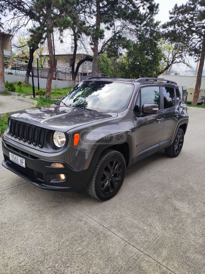 Jeep Renegade - фото 1
