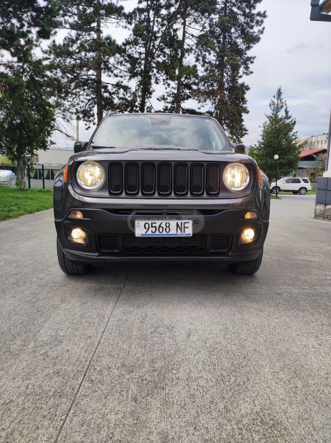 Jeep Renegade - фото 6