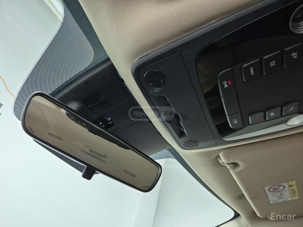 Kia Carnival - фото 12