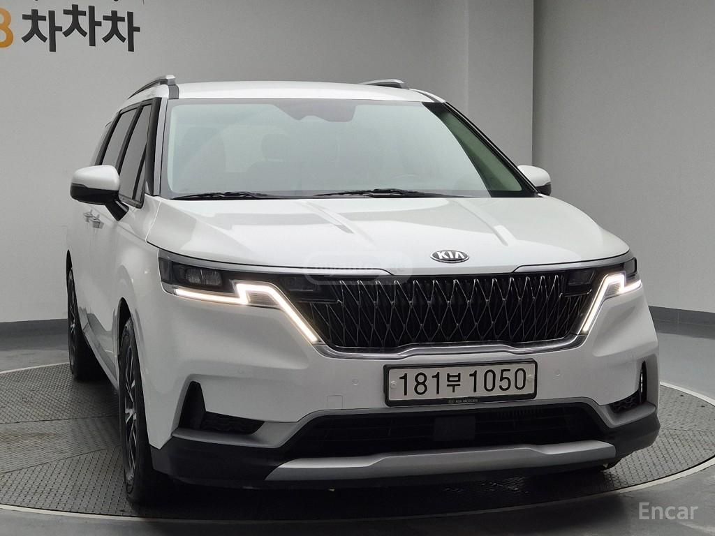Kia Carnival - фото 3
