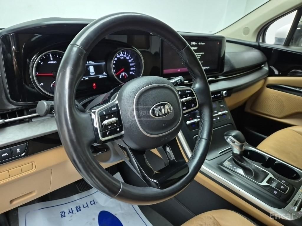 Kia Carnival - фото 5
