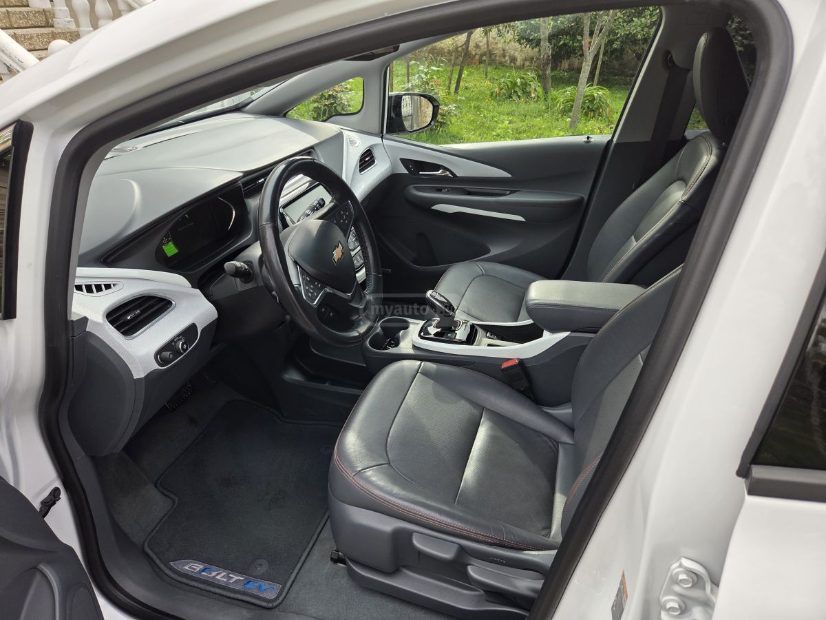 Chevrolet Bolt EV - фото 7