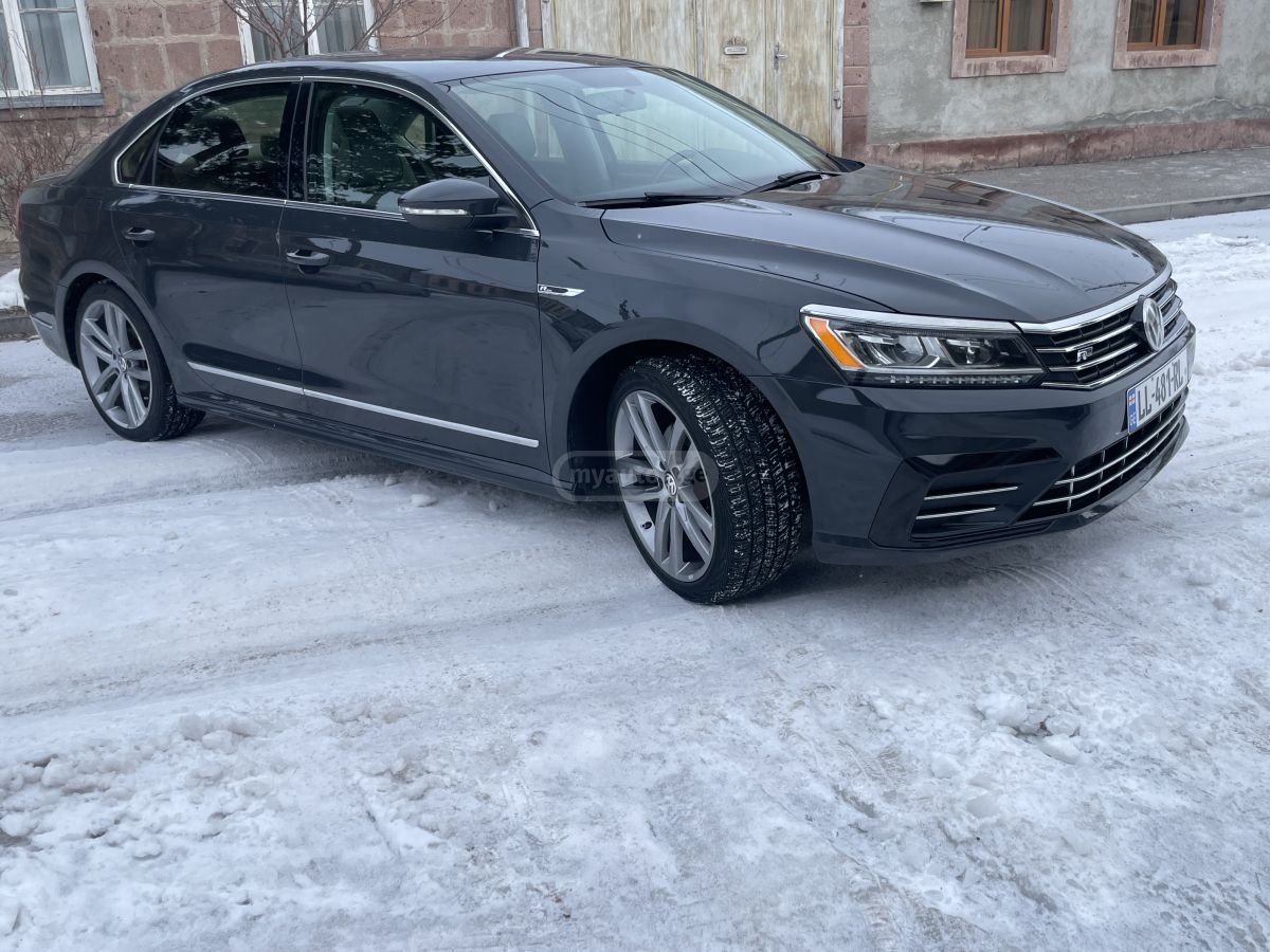 Volkswagen Passat - фото 2