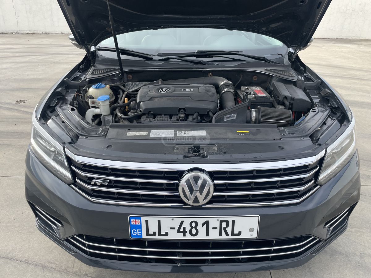 Volkswagen Passat - фото 7