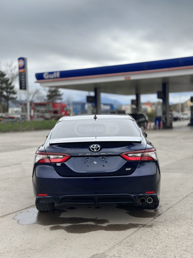 Toyota Camry - фото 5