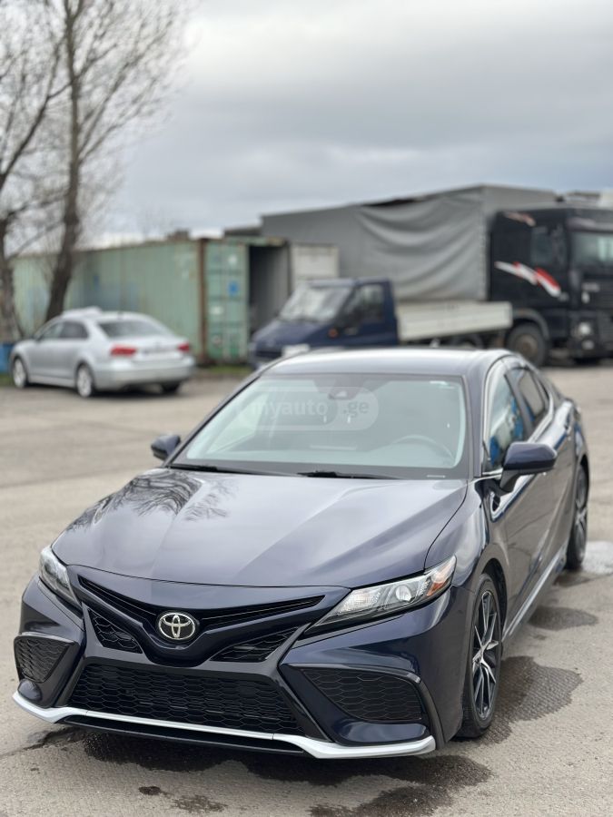 Toyota Camry - фото 7