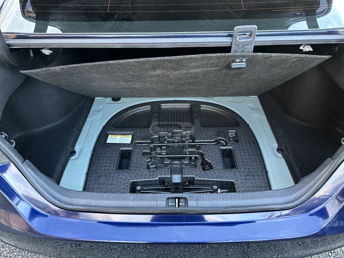 Toyota Camry - фото 9