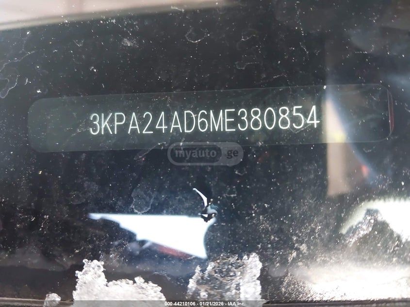 Kia Rio 2021 — миниатюра 9