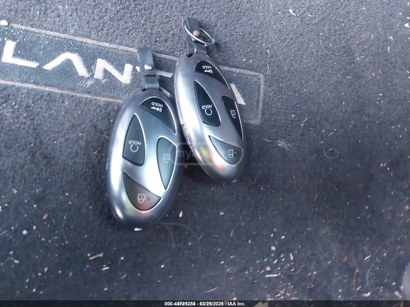 Hyundai Elantra - фото 10